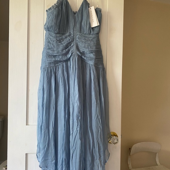 SHONA JOY — LAUREN CROSS FRONT MIDI DRESS - DUSTY BLUE - Picture 5 of 10